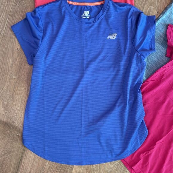 ((4 PIECE)) NIKE UNDER ARMOUR NEW BALANCE SHORT SLEEVE TEE BUNDLE CASUAL GYM SM - Picture 2 of 6